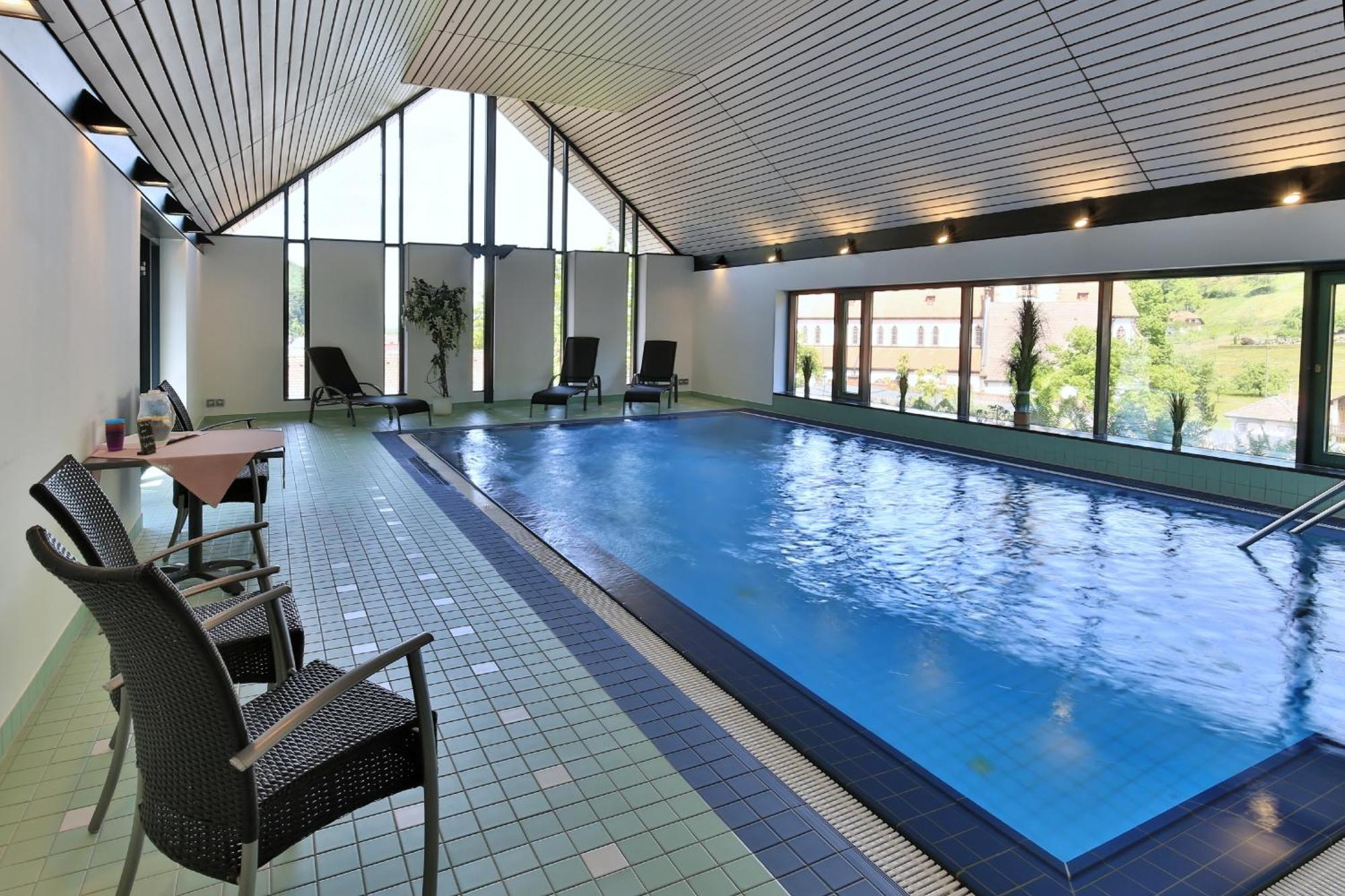 Hotel Hirschen Glottertal Bagian luar foto