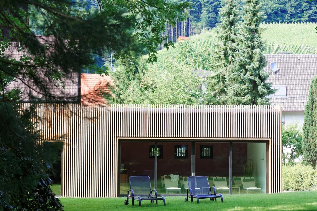 Hotel Hirschen Glottertal Bagian luar foto